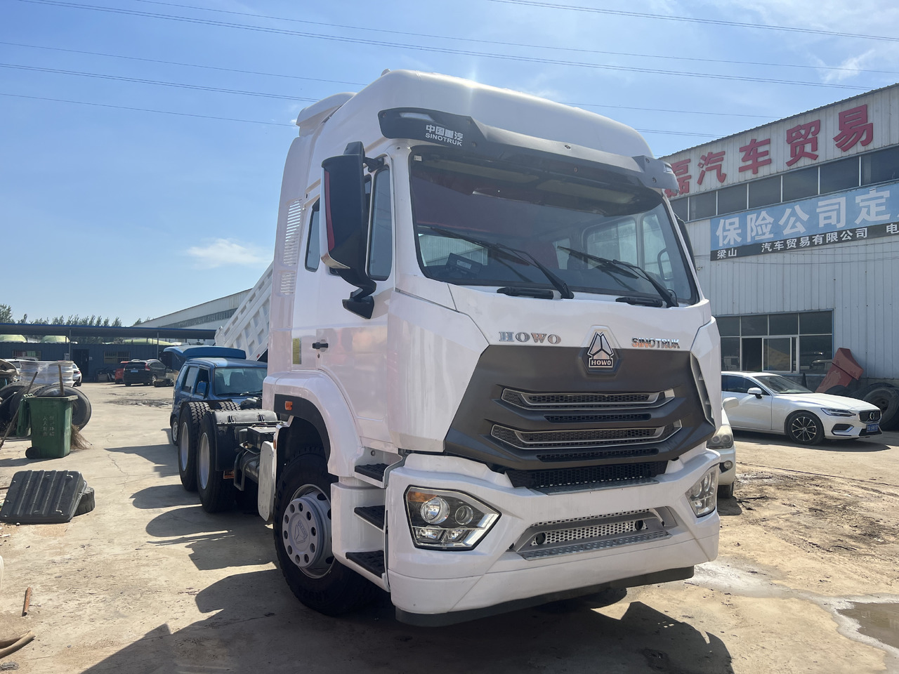 SINOTRUK HOWO trailer head - Влекач: снимка 3 SINOTRUK HOWO trailer head - Влекач: снимка 3