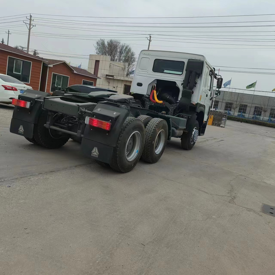 SINOTRUK HOWO trailer head - Влекач: снимка 5 SINOTRUK HOWO trailer head - Влекач: снимка 5