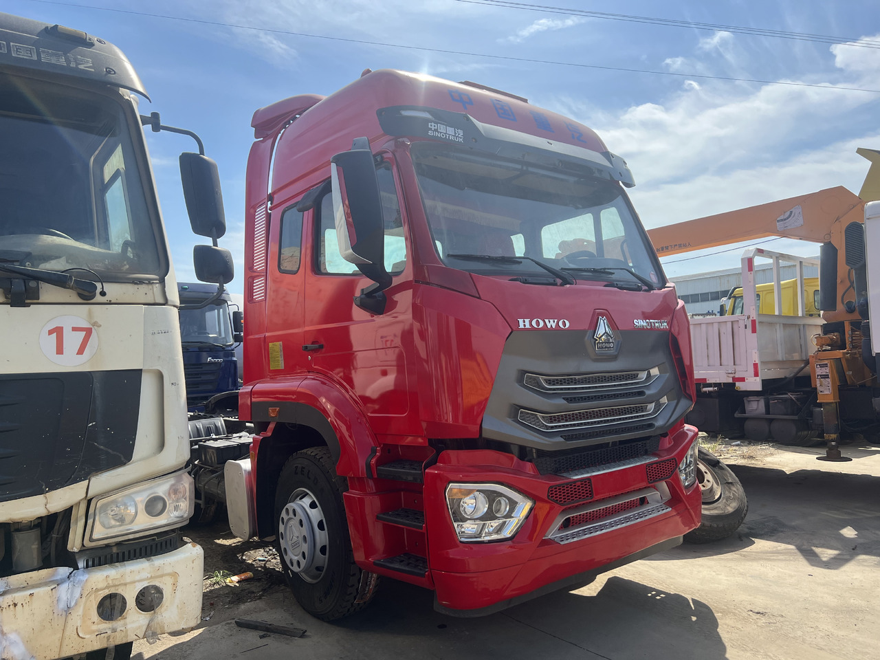 SINOTRUK HOWO trailer head - Влекач: снимка 3 SINOTRUK HOWO trailer head - Влекач: снимка 3