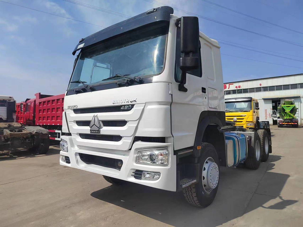 SINOTRUK Trailer head - Влекач: снимка 3 SINOTRUK Trailer head - Влекач: снимка 3