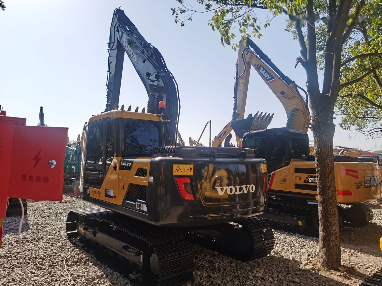 Volvo EC140DL - Верижен багер: снимка 5 Volvo EC140DL - Верижен багер: снимка 5
