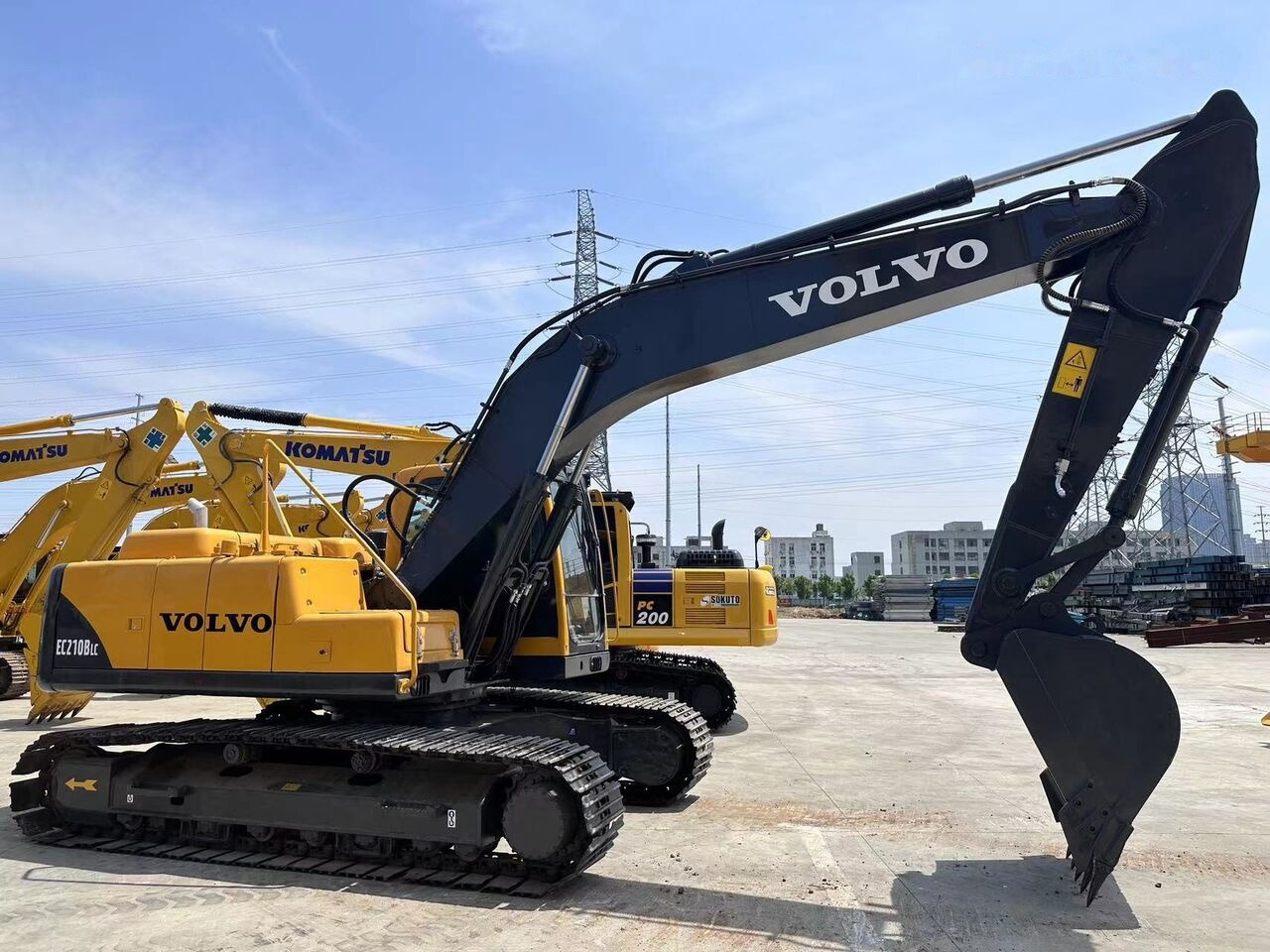 Volvo EC210BLC - Верижен багер: снимка 2 Volvo EC210BLC - Верижен багер: снимка 2