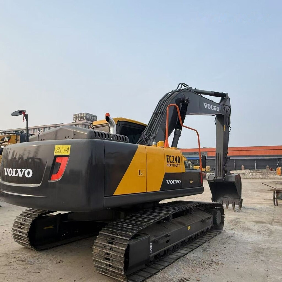 Volvo EC240 - Верижен багер: снимка 4 Volvo EC240 - Верижен багер: снимка 4