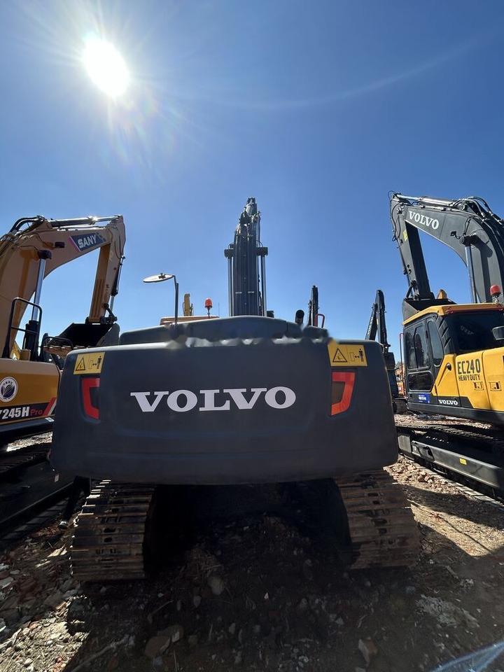 Volvo EC240 - Верижен багер: снимка 1 Volvo EC240 - Верижен багер: снимка 1