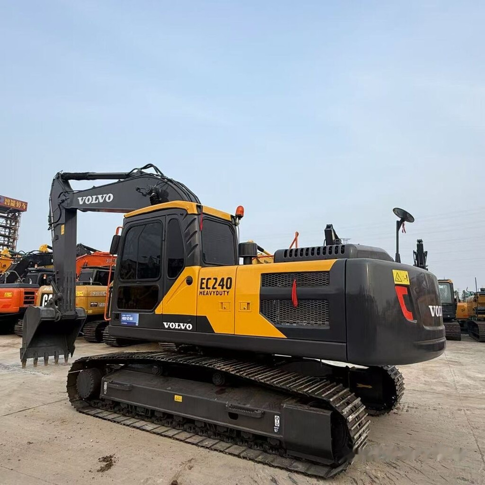 Volvo EC240 - Верижен багер: снимка 1 Volvo EC240 - Верижен багер: снимка 1