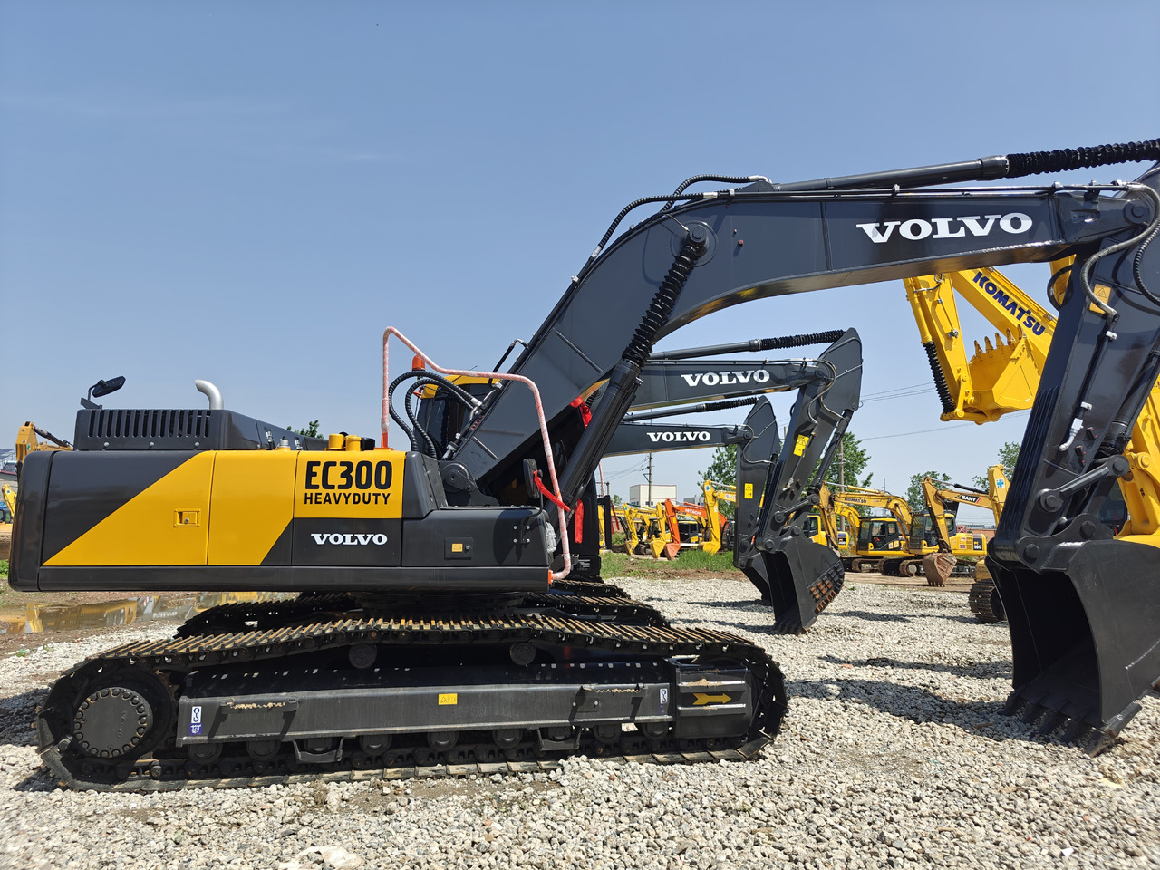 Volvo EC300DL - Верижен багер: снимка 1 Volvo EC300DL - Верижен багер: снимка 1