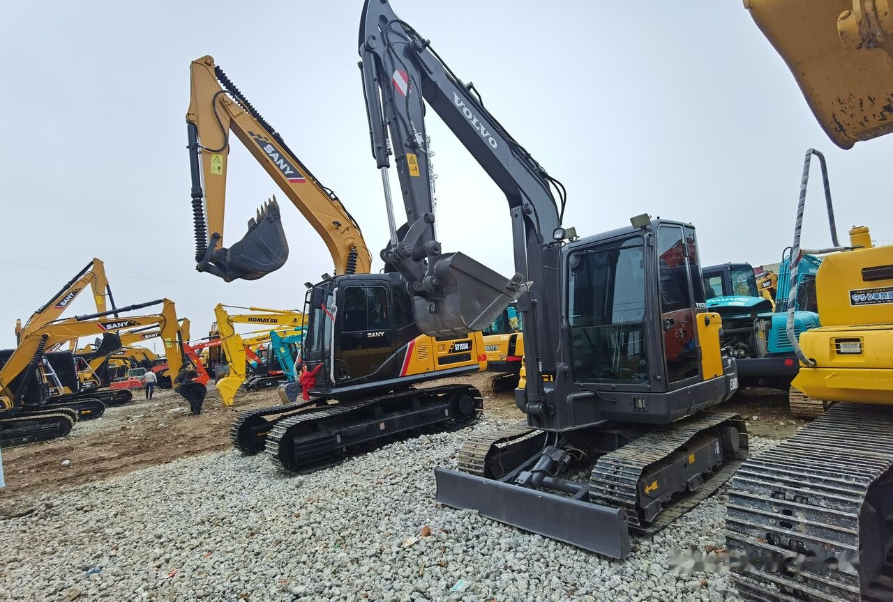 Volvo EC60D - Мини багер: снимка 2 Volvo EC60D - Мини багер: снимка 2