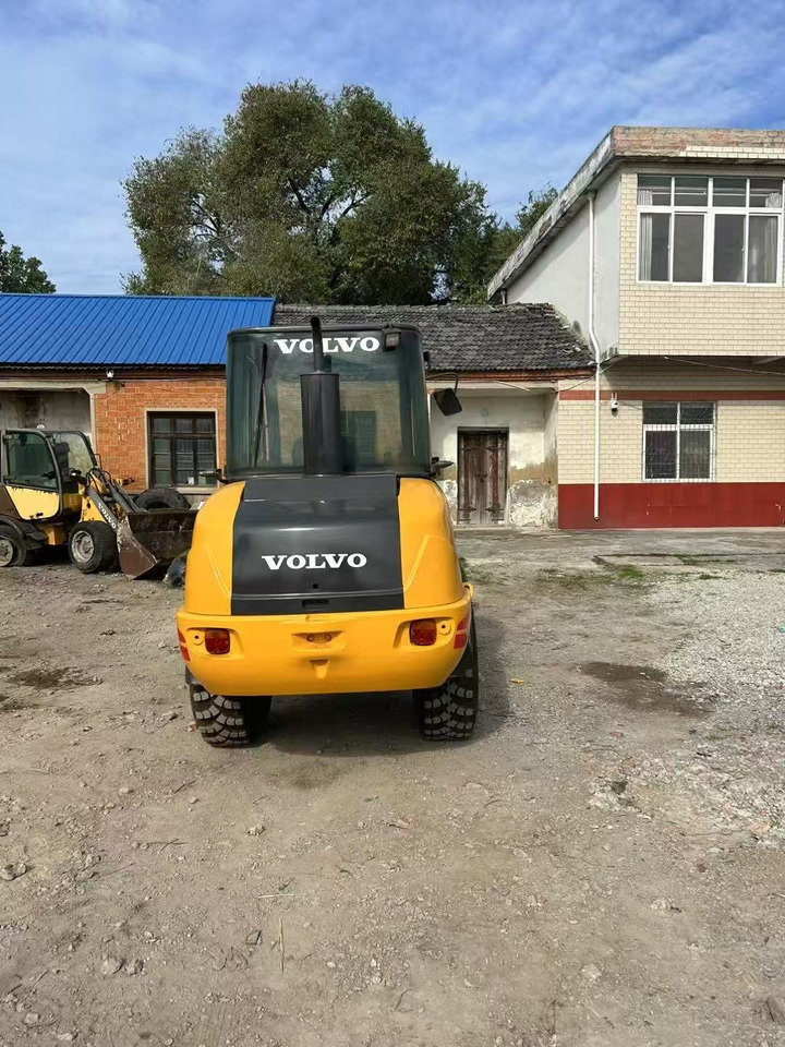 Лизинг на Volvo L20F Volvo L20F: снимка 6