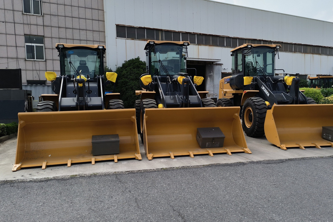 XCMG LW300KN - Колесен товарач: снимка 4 XCMG LW300KN - Колесен товарач: снимка 4