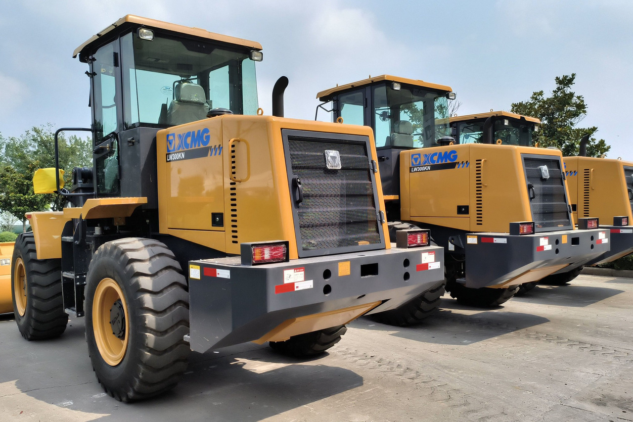 XCMG LW300KN - Колесен товарач: снимка 1 XCMG LW300KN - Колесен товарач: снимка 1
