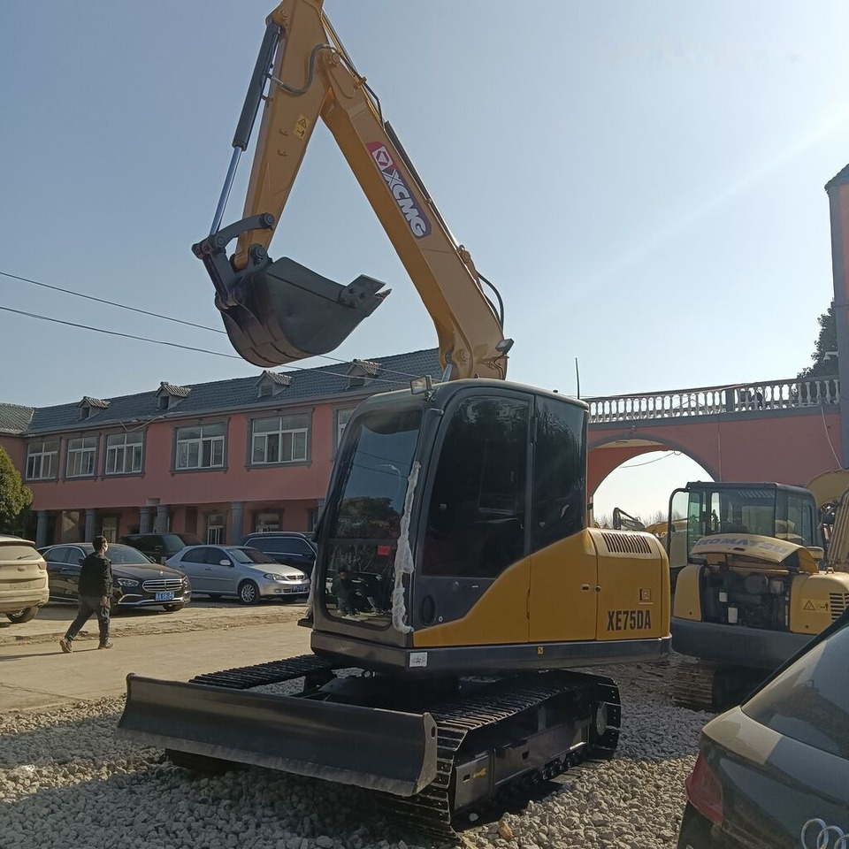 XCMG XE75DA - Мини багер: снимка 2 XCMG XE75DA - Мини багер: снимка 2