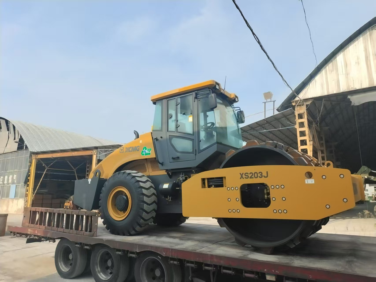 XCMG XS203J - Пътен валяк: снимка 5 XCMG XS203J - Пътен валяк: снимка 5