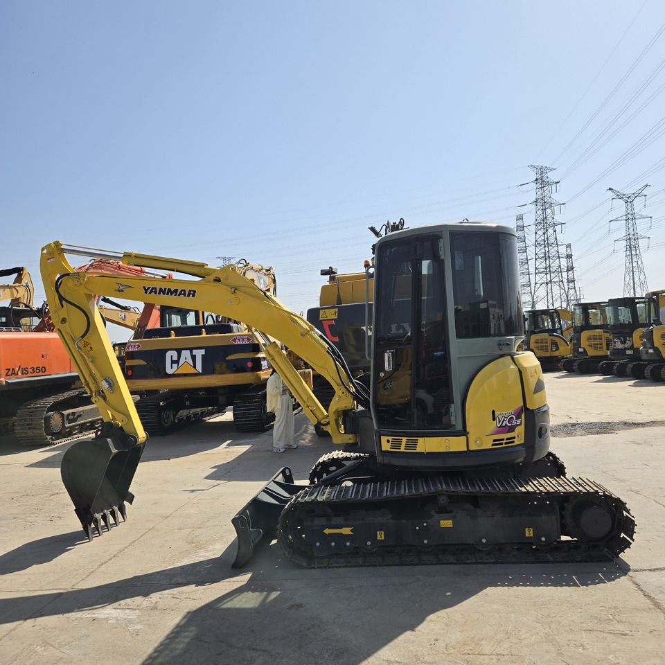 YANMAR Vio55 - Мини багер: снимка 3 YANMAR Vio55 - Мини багер: снимка 3