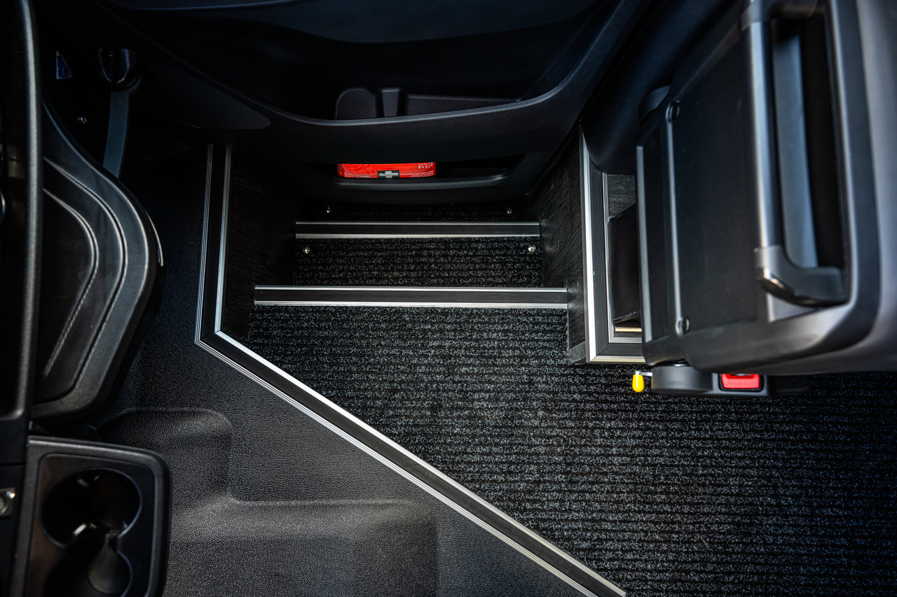 Mercedes-Benz New - Микробус, Пътнически бус: снимка 5 Mercedes-Benz New - Микробус, Пътнически бус: снимка 5