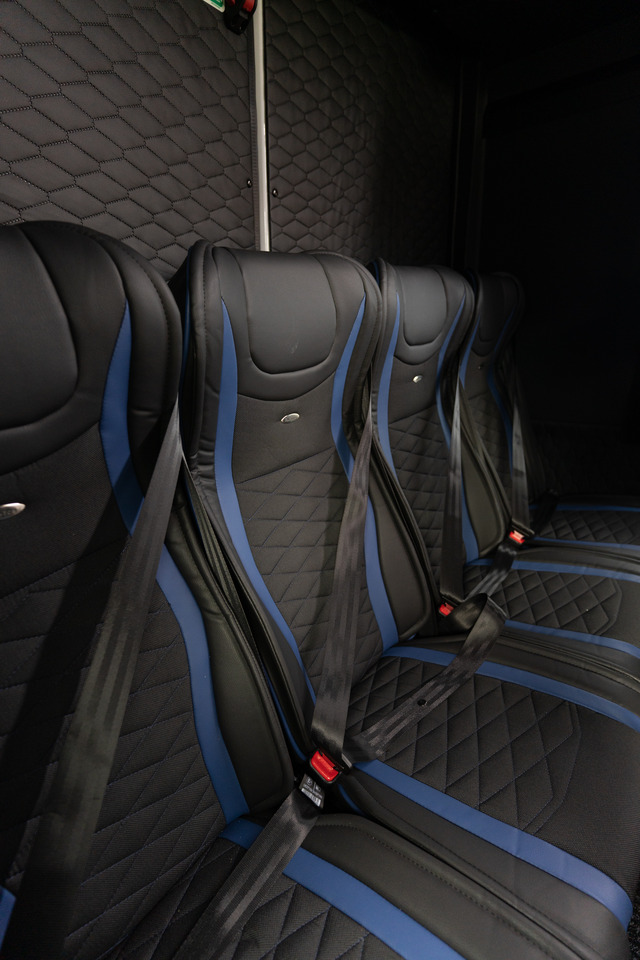 Mercedes-Benz Sprinter - Микробус, Пътнически бус: снимка 4 Mercedes-Benz Sprinter - Микробус, Пътнически бус: снимка 4