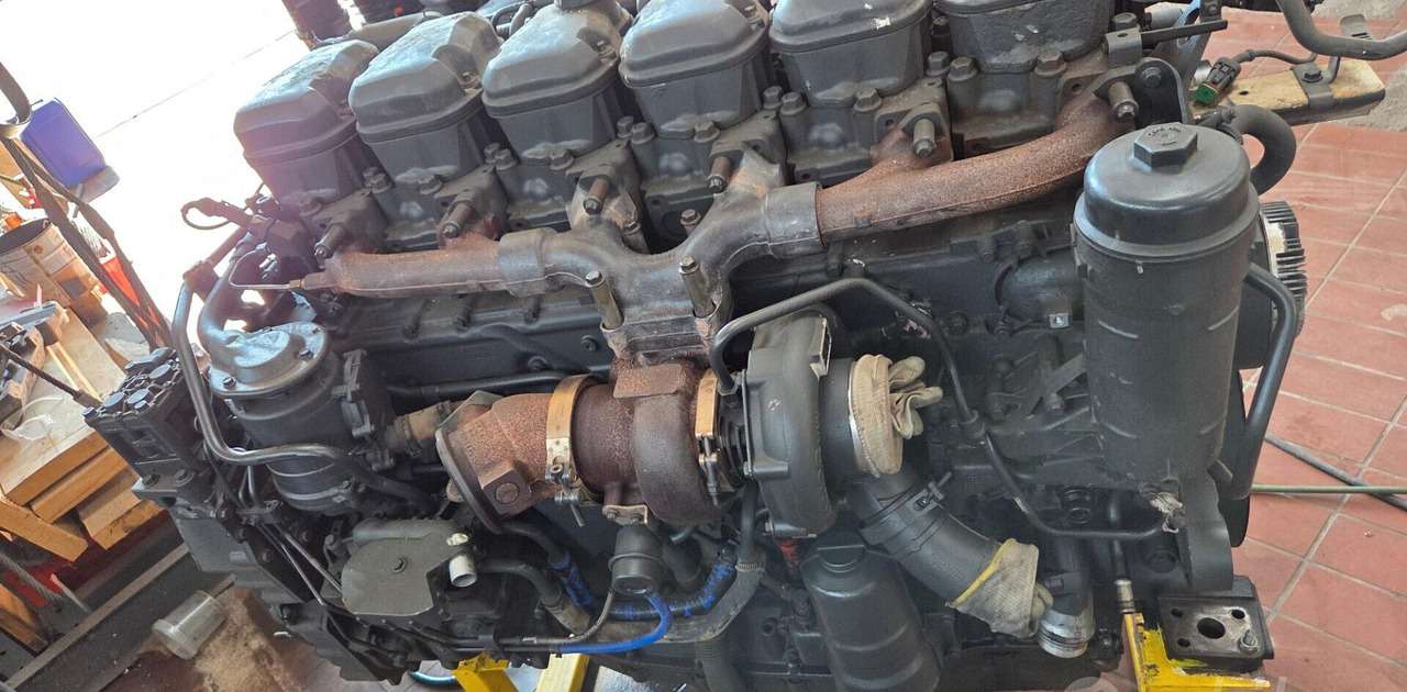 Motore Scania DC13 155 R500 per Scania R - Двигател за Камион: снимка 2 Motore Scania DC13 155 R500 per Scania R - Двигател за Камион: снимка 2