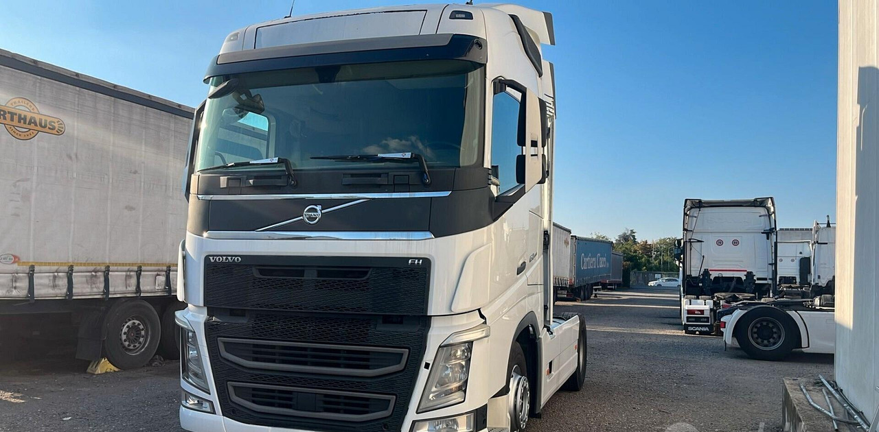 Влекач Volvo FH 460 Euro 6 Globetrotter 2018: снимка 6