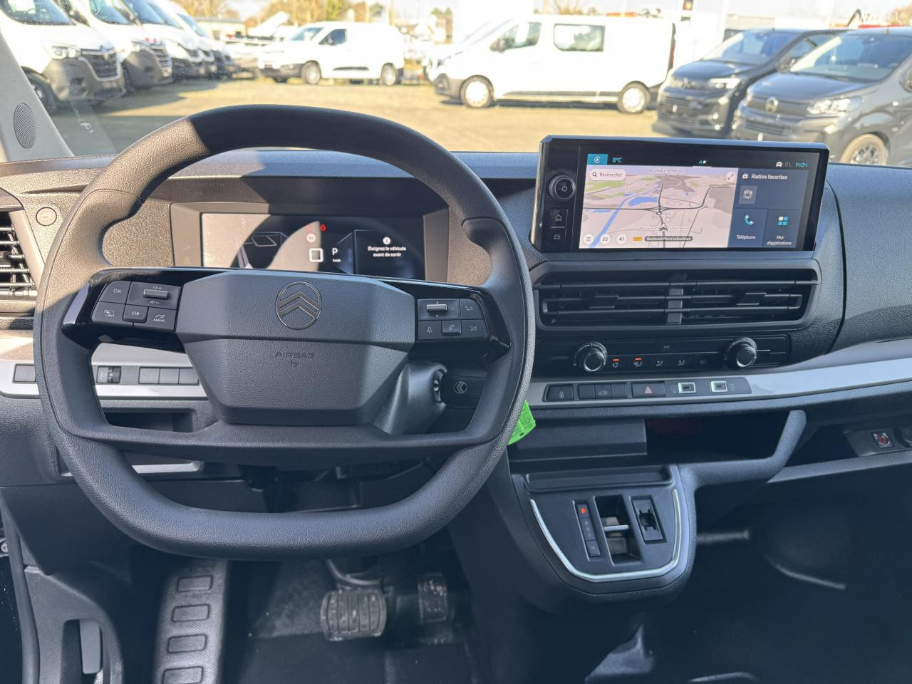 CITROEN Jumpy M 2.0 BlueHDi - 180 S&S - BV EAT8  III FOURGON . PHASE 2 - Товарен бус: снимка 4 CITROEN Jumpy M 2.0 BlueHDi - 180 S&S - BV EAT8  III FOURGON . PHASE 2 - Товарен бус: снимка 4