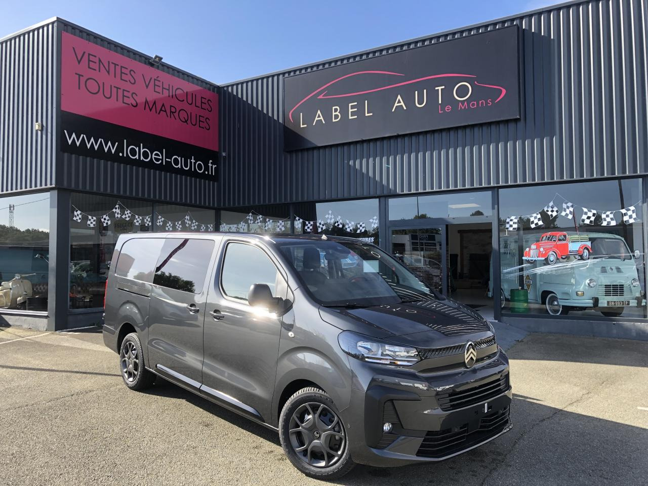 CITROEN Jumpy XL 2.0 BlueHDi - 180 S&S - BV EAT8 III CABINE APPROFONDIE Cabine approfondie Fixe PHASE 2 - Товарен бус: снимка 1 CITROEN Jumpy XL 2.0 BlueHDi - 180 S&S - BV EAT8 III CABINE APPROFONDIE Cabine approfondie Fixe PHASE 2 - Товарен бус: снимка 1