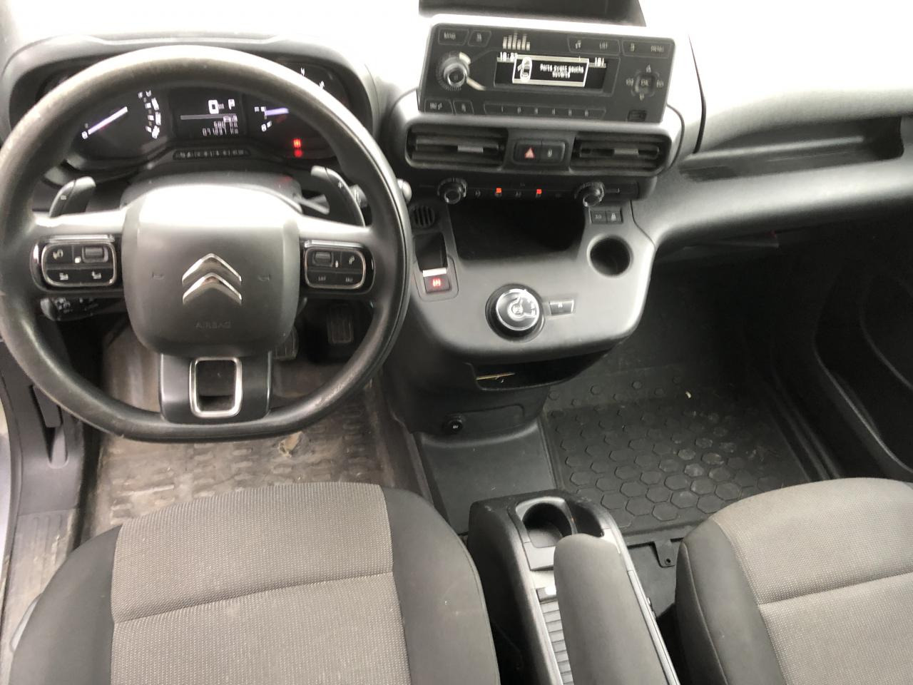 CITROEN berlingo M 1000KG BLUEHDI 130 S&S CLUB EAT8 - Товарен бус: снимка 4 CITROEN berlingo M 1000KG BLUEHDI 130 S&S CLUB EAT8 - Товарен бус: снимка 4