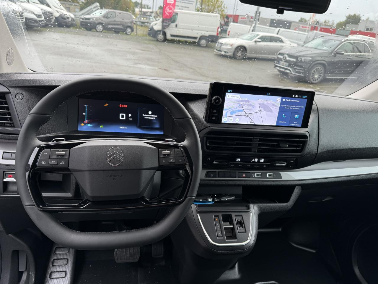 CITROEN jumpy M 2.0 BLUEHDI 180 S S EAT8 DOUBLE CABINE 5 PLACES - Товарен бус: снимка 3 CITROEN jumpy M 2.0 BLUEHDI 180 S S EAT8 DOUBLE CABINE 5 PLACES - Товарен бус: снимка 3