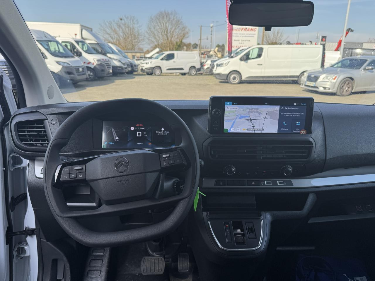 CITROEN jumpy M 2.0 HDI 180 EAT-8 CABINE APPROFONDIE 5 PLACES - Бус с двойна кабина: снимка 4 CITROEN jumpy M 2.0 HDI 180 EAT-8 CABINE APPROFONDIE 5 PLACES - Бус с двойна кабина: снимка 4