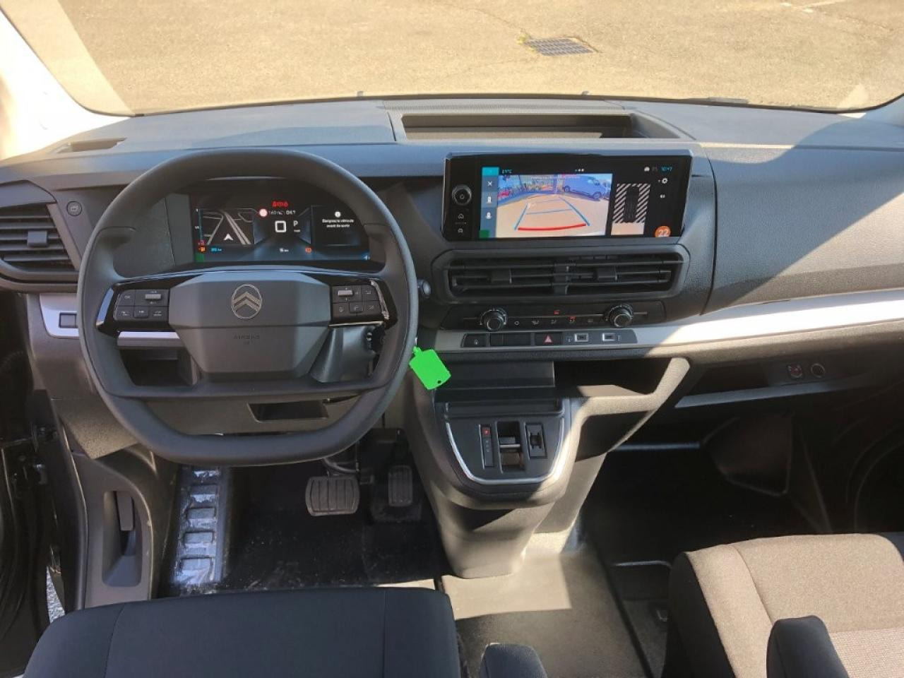 CITROEN jumpy XL 2.0 BLUEHDI 180CH S&S CABINE APPROFONDIE FIXE EAT8 5 PLACES - Товарен бус: снимка 4 CITROEN jumpy XL 2.0 BLUEHDI 180CH S&S CABINE APPROFONDIE FIXE EAT8 5 PLACES - Товарен бус: снимка 4