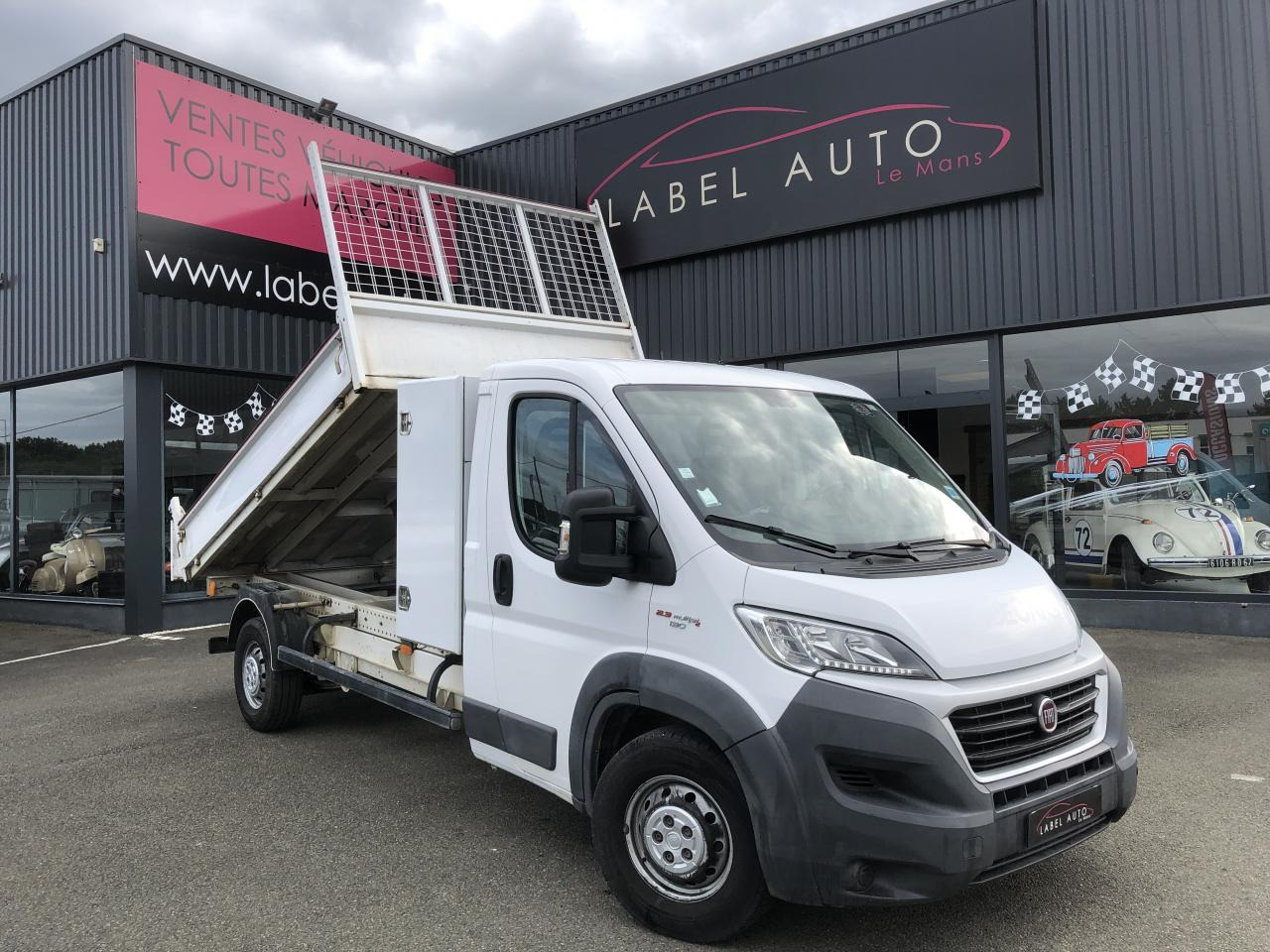 FIAT DUCATO 3T5 MAXI BENNE + COFFRE 2.3 JTD 130 CH PACK PRO NAV - Бус самосвал: снимка 2 FIAT DUCATO 3T5 MAXI BENNE + COFFRE 2.3 JTD 130 CH PACK PRO NAV - Бус самосвал: снимка 2