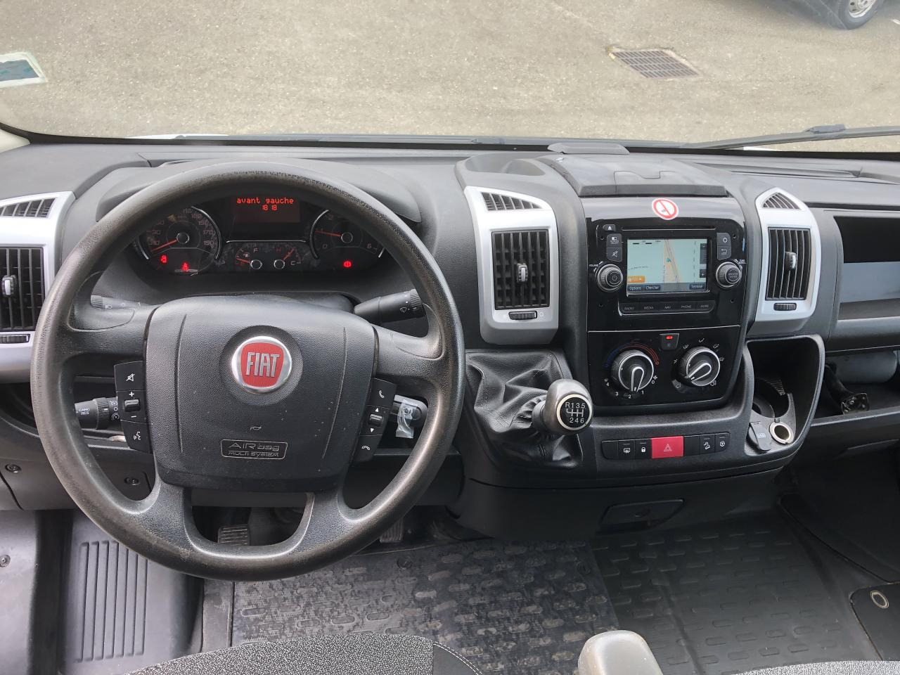 FIAT DUCATO 3T5 MAXI BENNE + COFFRE 2.3 JTD 130 CH PACK PRO NAV - Бус самосвал: снимка 4 FIAT DUCATO 3T5 MAXI BENNE + COFFRE 2.3 JTD 130 CH PACK PRO NAV - Бус самосвал: снимка 4