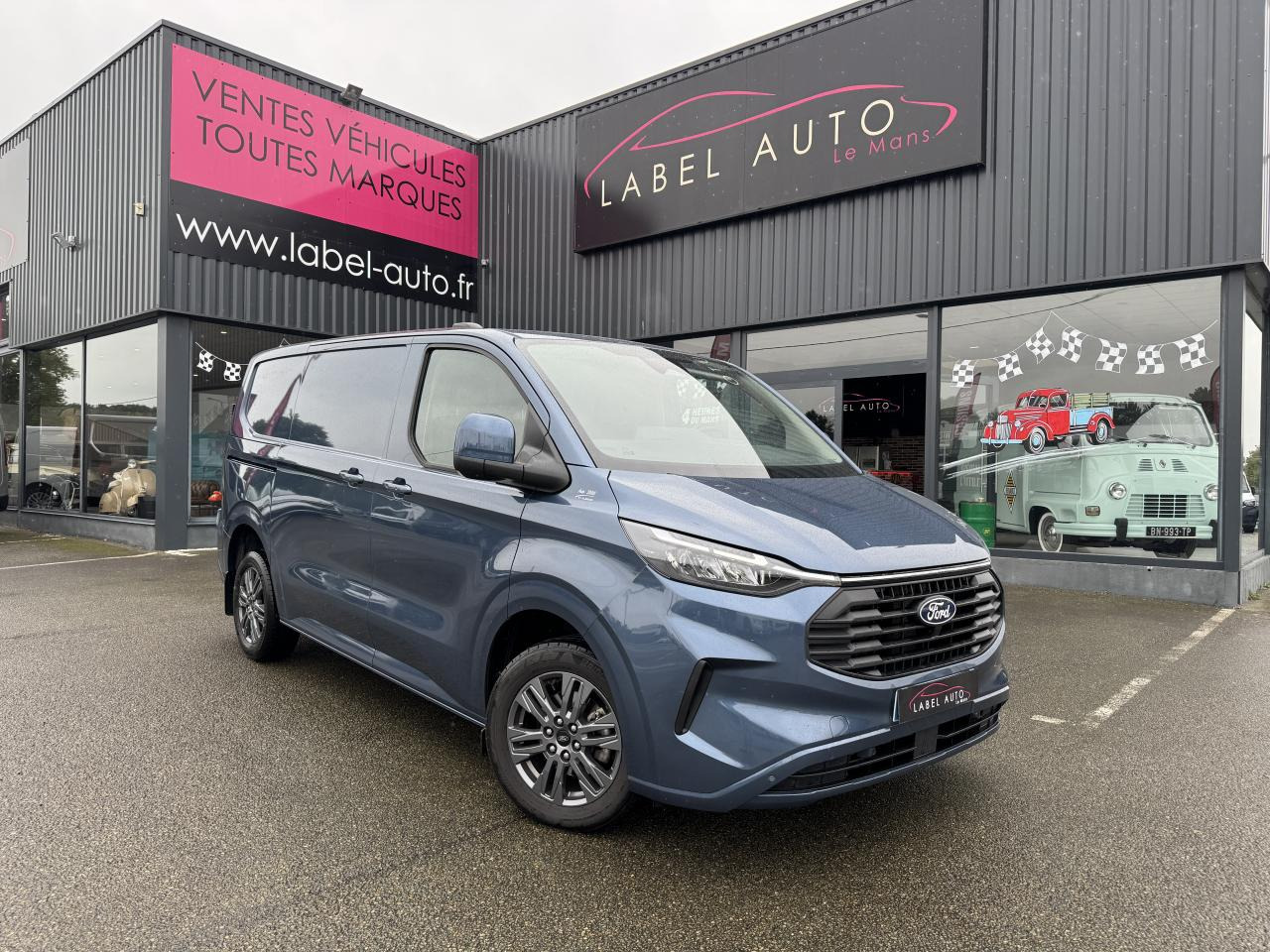 FORD Transit Custom 2.0 EcoBlue 170 ch BVA Fourgon 320 L1H1 Limited - Товарен бус: снимка 1 FORD Transit Custom 2.0 EcoBlue 170 ch BVA Fourgon 320 L1H1 Limited - Товарен бус: снимка 1
