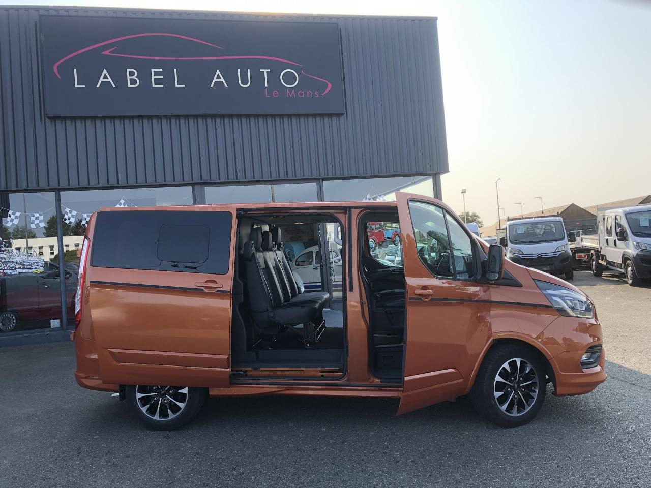 FORD Transit Custom CABINE APPROFONDIE 2.0 EcoBlue 170CH BVA - Товарен бус: снимка 1 FORD Transit Custom CABINE APPROFONDIE 2.0 EcoBlue 170CH BVA - Товарен бус: снимка 1