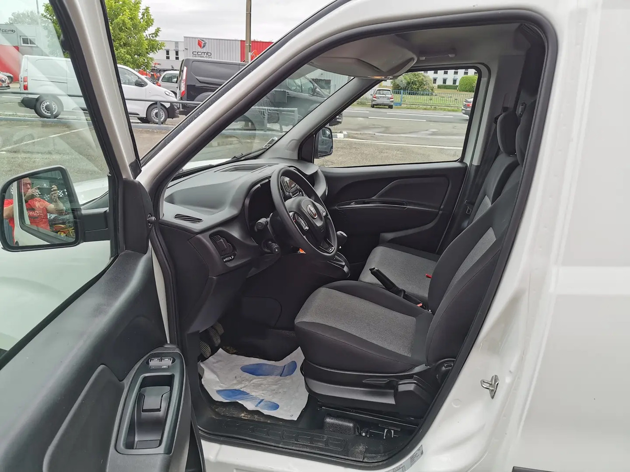 Fiat Doblo Cargo 1.3 MULTIJET 95CH PACK PRO NAV E6D - Малък ван: снимка 5 Fiat Doblo Cargo 1.3 MULTIJET 95CH PACK PRO NAV E6D - Малък ван: снимка 5