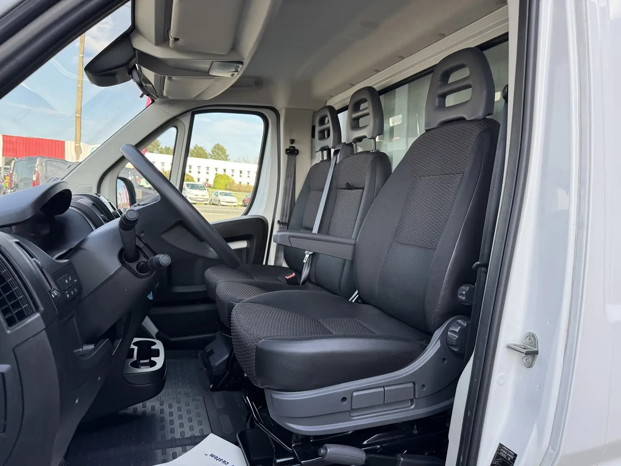 Fiat Ducato CCB 3.5 MAXI HD M 2.3 MULTIJET 130CH BUSINESS - Лекотоварен автомобил фургон: снимка 5 Fiat Ducato CCB 3.5 MAXI HD M 2.3 MULTIJET 130CH BUSINESS - Лекотоварен автомобил фургон: снимка 5