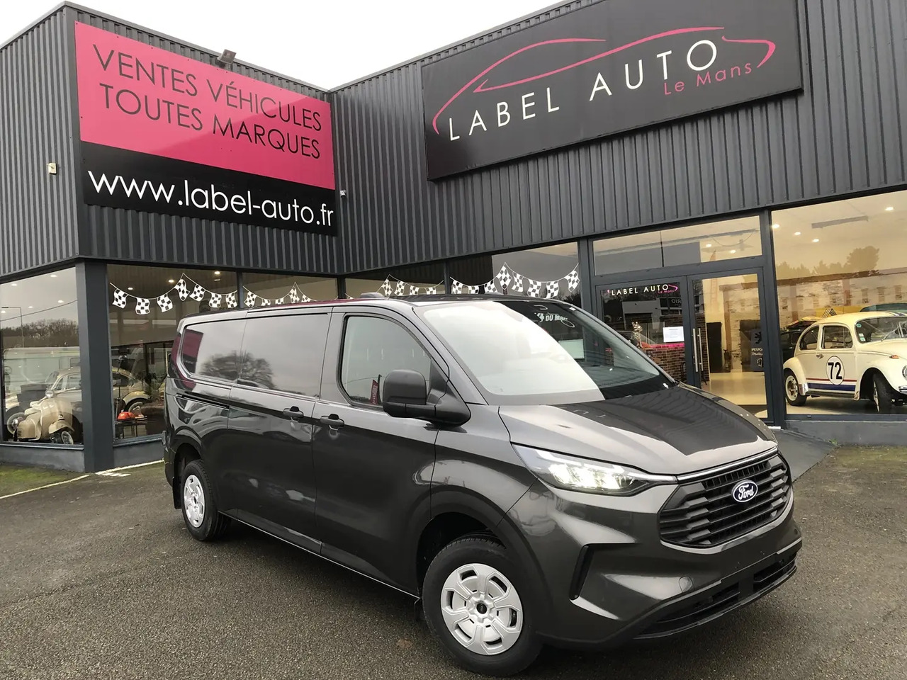 Ford Transit Custom 320 L2H1 2.0 ECOBLUE 170CH TREND BVA8 - Товарен бус: снимка 1 Ford Transit Custom 320 L2H1 2.0 ECOBLUE 170CH TREND BVA8 - Товарен бус: снимка 1
