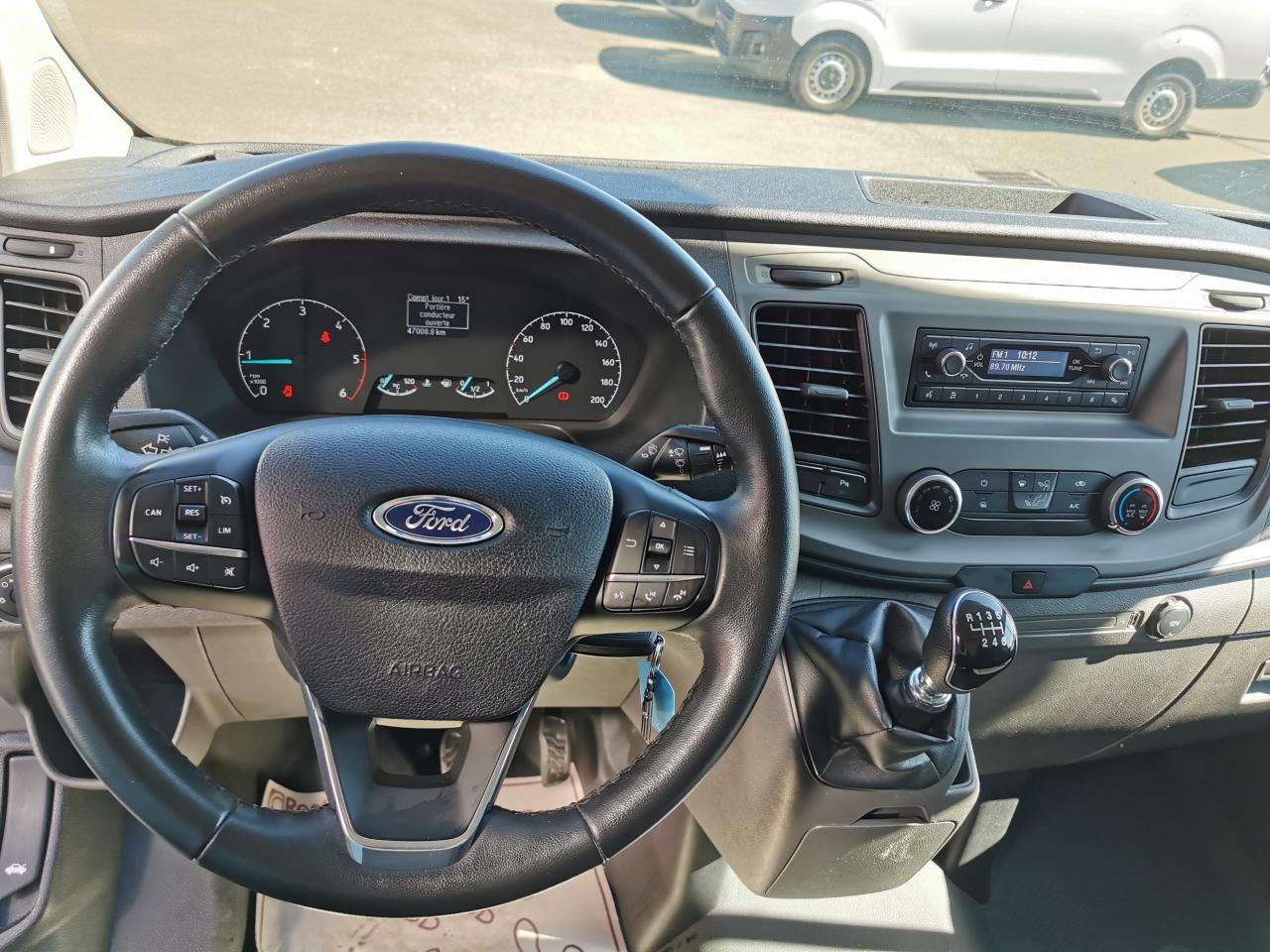Ford Transit Custom FOURGON 130CH 300 L1H1 Trend Business - Товарен бус: снимка 4 Ford Transit Custom FOURGON 130CH 300 L1H1 Trend Business - Товарен бус: снимка 4
