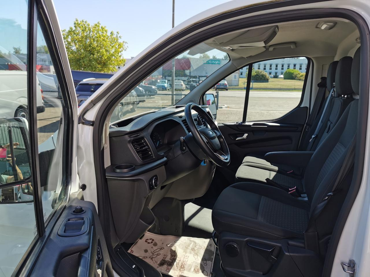 Ford Transit Custom FOURGON 130CH 300 L1H1 Trend Business - Товарен бус: снимка 5 Ford Transit Custom FOURGON 130CH 300 L1H1 Trend Business - Товарен бус: снимка 5