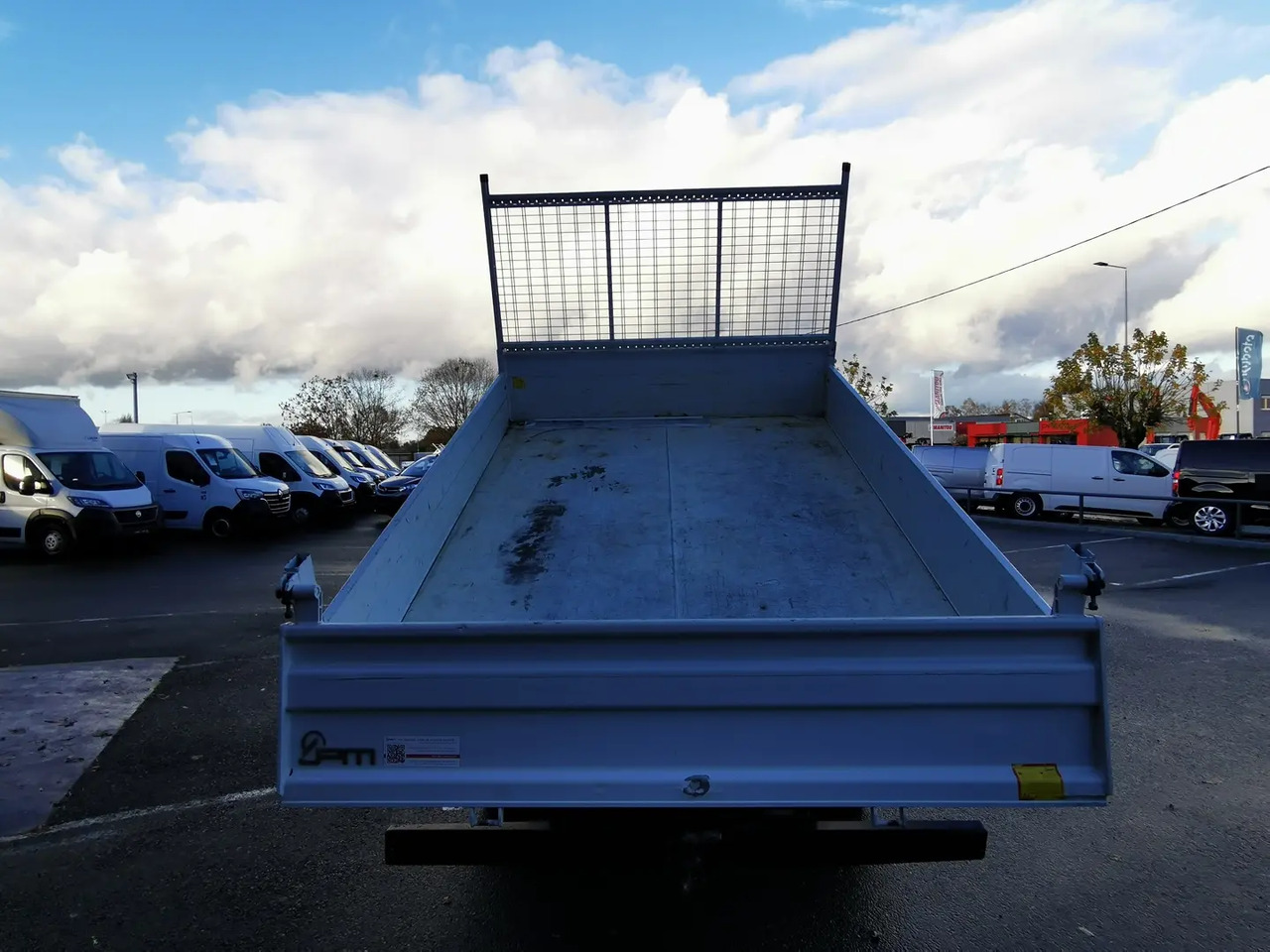 Iveco Daily 35C14H D EMPATTEMENT 3750 - Бус самосвал, Бус с двойна кабина: снимка 3 Iveco Daily 35C14H D EMPATTEMENT 3750 - Бус самосвал, Бус с двойна кабина: снимка 3