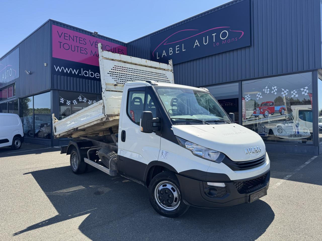 Iveco Daily IVECO 35 C 12 BENNE RJ 2.3 120 CH - Бус самосвал: снимка 2 Iveco Daily IVECO 35 C 12 BENNE RJ 2.3 120 CH - Бус самосвал: снимка 2