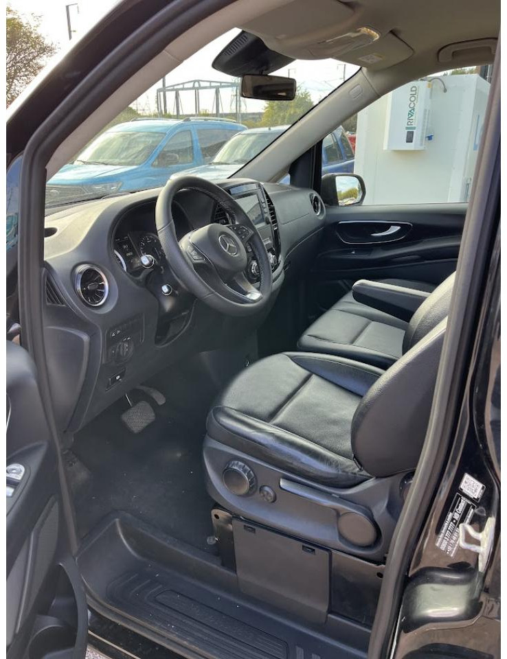MERCEDES Vito Tourer Extra Long 3.2t 114 CDI BlueEfficiency - BVA 9G-Tronic TOURER - BM 447 Extra Long First - Пътнически бус: снимка 4 MERCEDES Vito Tourer Extra Long 3.2t 114 CDI BlueEfficiency - BVA 9G-Tronic TOURER - BM 447 Extra Long First - Пътнически бус: снимка 4