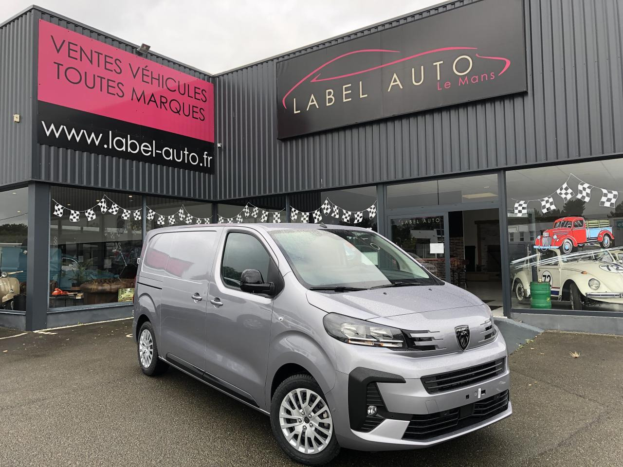 PEUGEOT Expert M 2.0 BLUE HDI 180CH EAT-8 - Товарен бус: снимка 1 PEUGEOT Expert M 2.0 BLUE HDI 180CH EAT-8 - Товарен бус: снимка 1