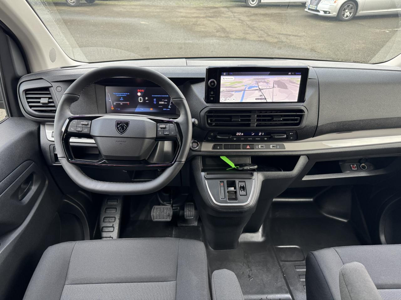 PEUGEOT Expert XL 2.0 BlueHDi - 180 S&S - BV EAT8 III CABINE APPROFONDIE Fourgon Cabine approfondie Fix - Товарен бус: снимка 3 PEUGEOT Expert XL 2.0 BlueHDi - 180 S&S - BV EAT8 III CABINE APPROFONDIE Fourgon Cabine approfondie Fix - Товарен бус: снимка 3