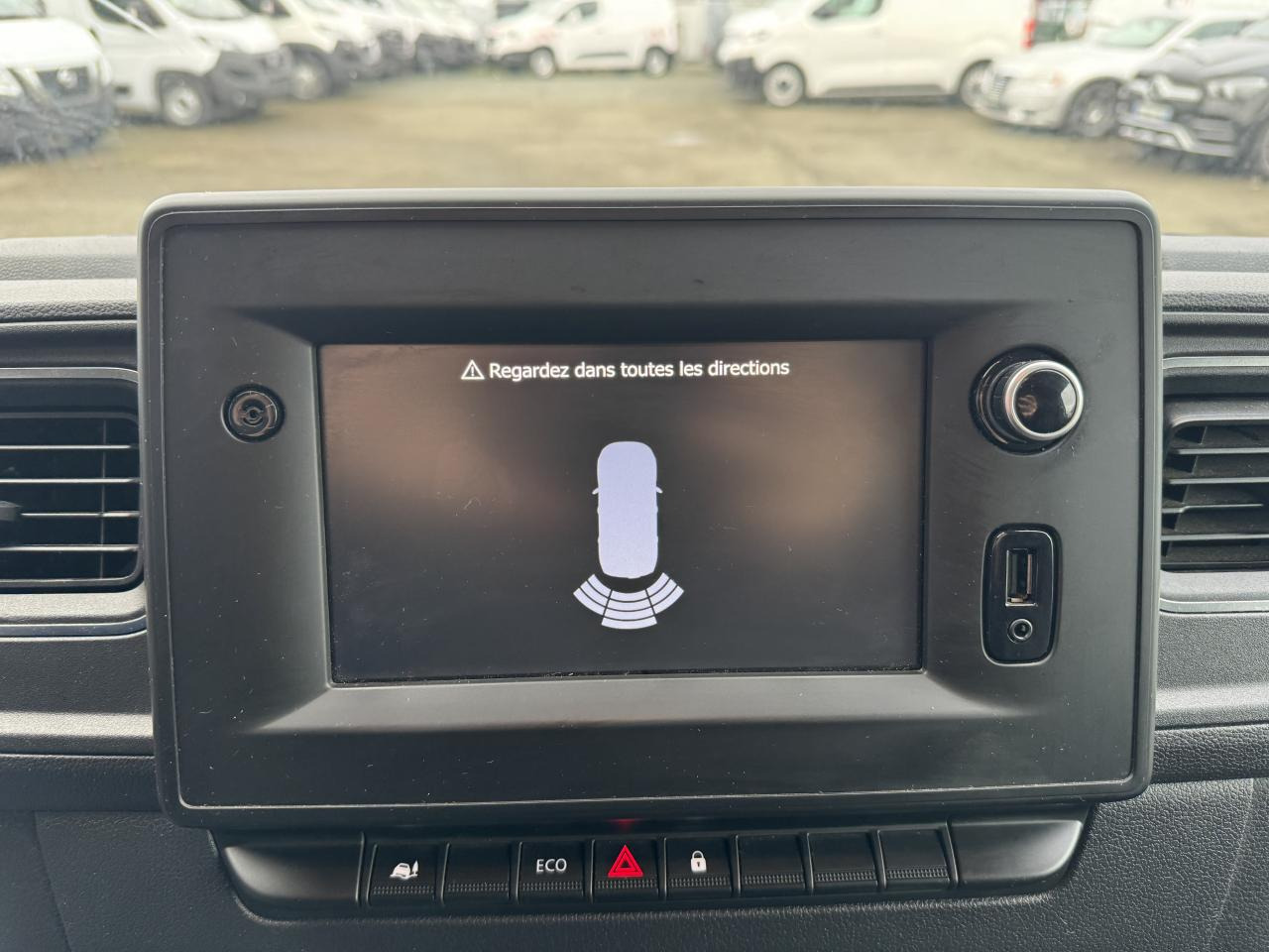 Товарен бус RENAULT MASTER 3T5 2.3 DCI 150CH GRAND CONFORT: снимка 12