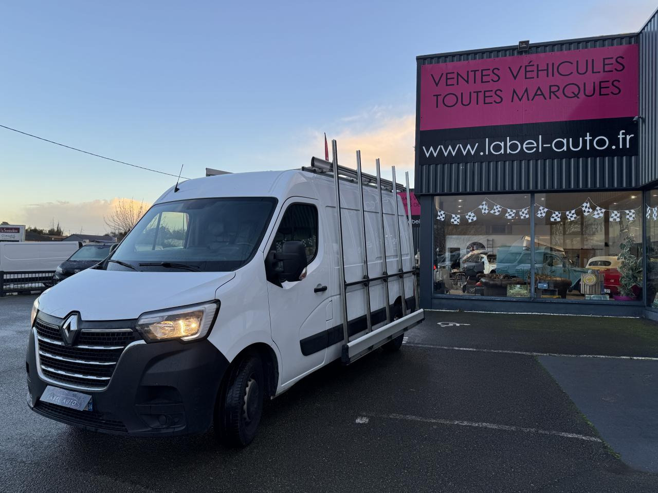 Товарен бус RENAULT Master Grand Confort F3300 L2H2 2.3 Blue dCi - 150 CH PORTE VERRE: снимка 6 Товарен бус RENAULT Master Grand Confort F3300 L2H2 2.3 Blue dCi - 150 CH PORTE VERRE: снимка 6