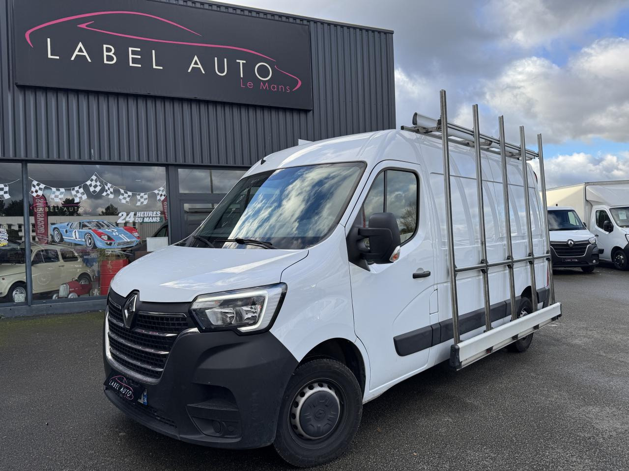 Товарен бус RENAULT Master Grand Confort F3300 L2H2 2.3 Blue dCi - 150 CH PORTE VERRE: снимка 8 Товарен бус RENAULT Master Grand Confort F3300 L2H2 2.3 Blue dCi - 150 CH PORTE VERRE: снимка 8
