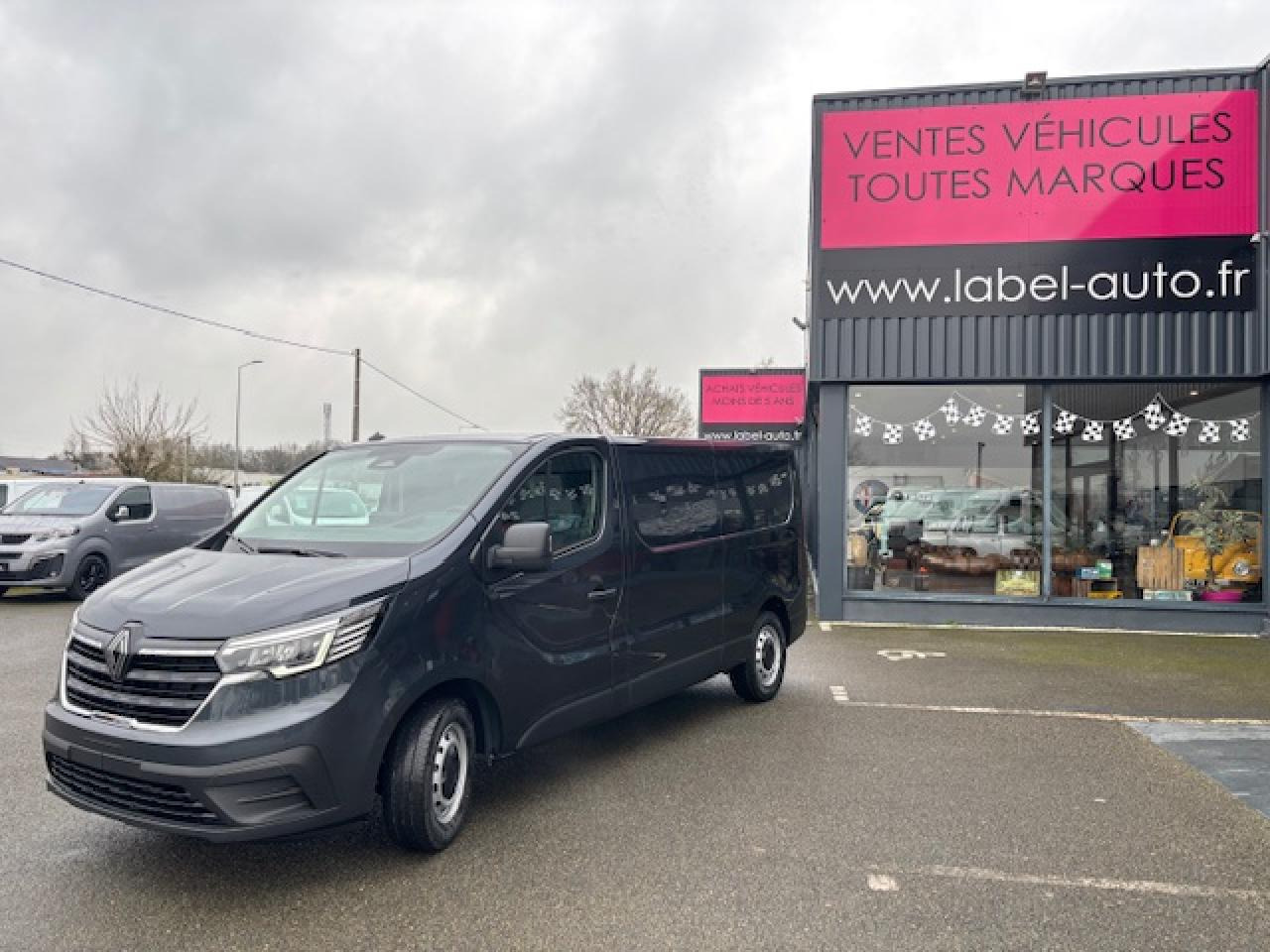 RENAULT Trafic L2H1 3000 Kg 2.0 Blue dCi - 150 - BV EDC Euro 6e III FOURGON Fourgon Grand Confort L2H1 PHAS - Товарен бус: снимка 4 RENAULT Trafic L2H1 3000 Kg 2.0 Blue dCi - 150 - BV EDC Euro 6e III FOURGON Fourgon Grand Confort L2H1 PHAS - Товарен бус: снимка 4