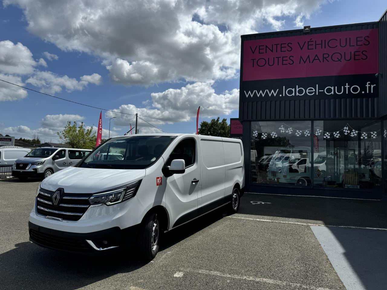 RENAULT Trafic L2H1 3000 Kg 2.0 Blue dCi - 170 2024 III FOURGON Fourgon Advance L2H1 PHASE 3 - Товарен бус: снимка 3 RENAULT Trafic L2H1 3000 Kg 2.0 Blue dCi - 170 2024 III FOURGON Fourgon Advance L2H1 PHASE 3 - Товарен бус: снимка 3