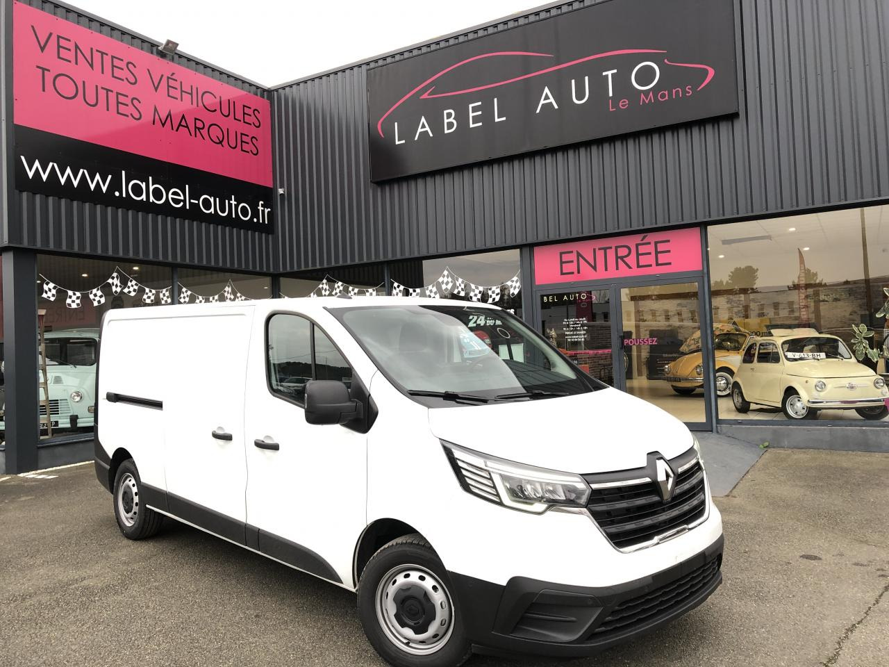 RENAULT Trafic L2H1 3000 Kg 2.0 Blue dCi 170ch ADVANCE - Товарен бус: снимка 1 RENAULT Trafic L2H1 3000 Kg 2.0 Blue dCi 170ch ADVANCE - Товарен бус: снимка 1