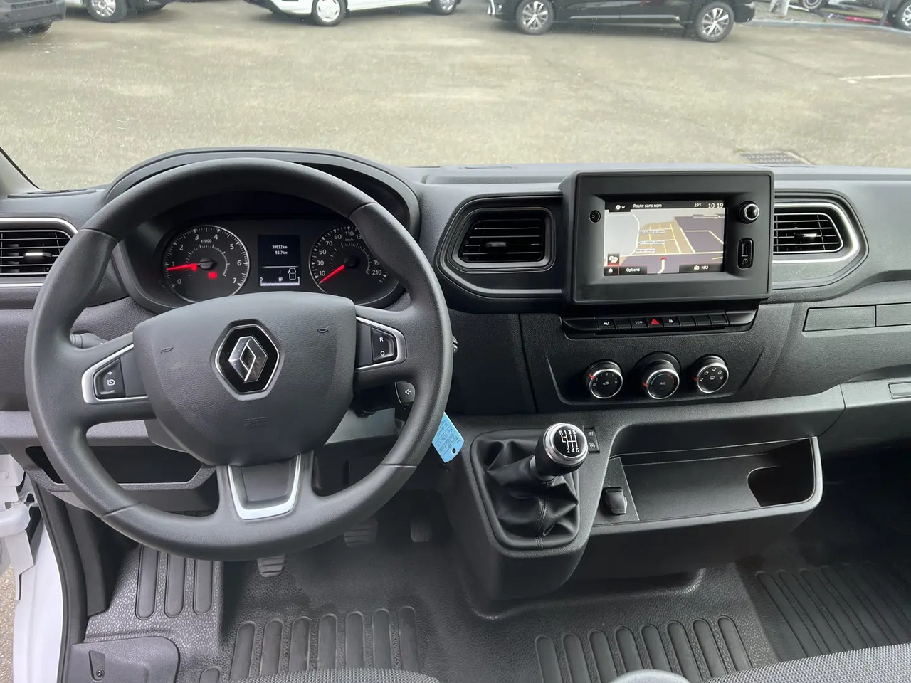 Renault Master F3300 L2H2 2.3 BLUE DCI 135CH GRAND CONFORT EURO6 - Товарен бус: снимка 4 Renault Master F3300 L2H2 2.3 BLUE DCI 135CH GRAND CONFORT EURO6 - Товарен бус: снимка 4