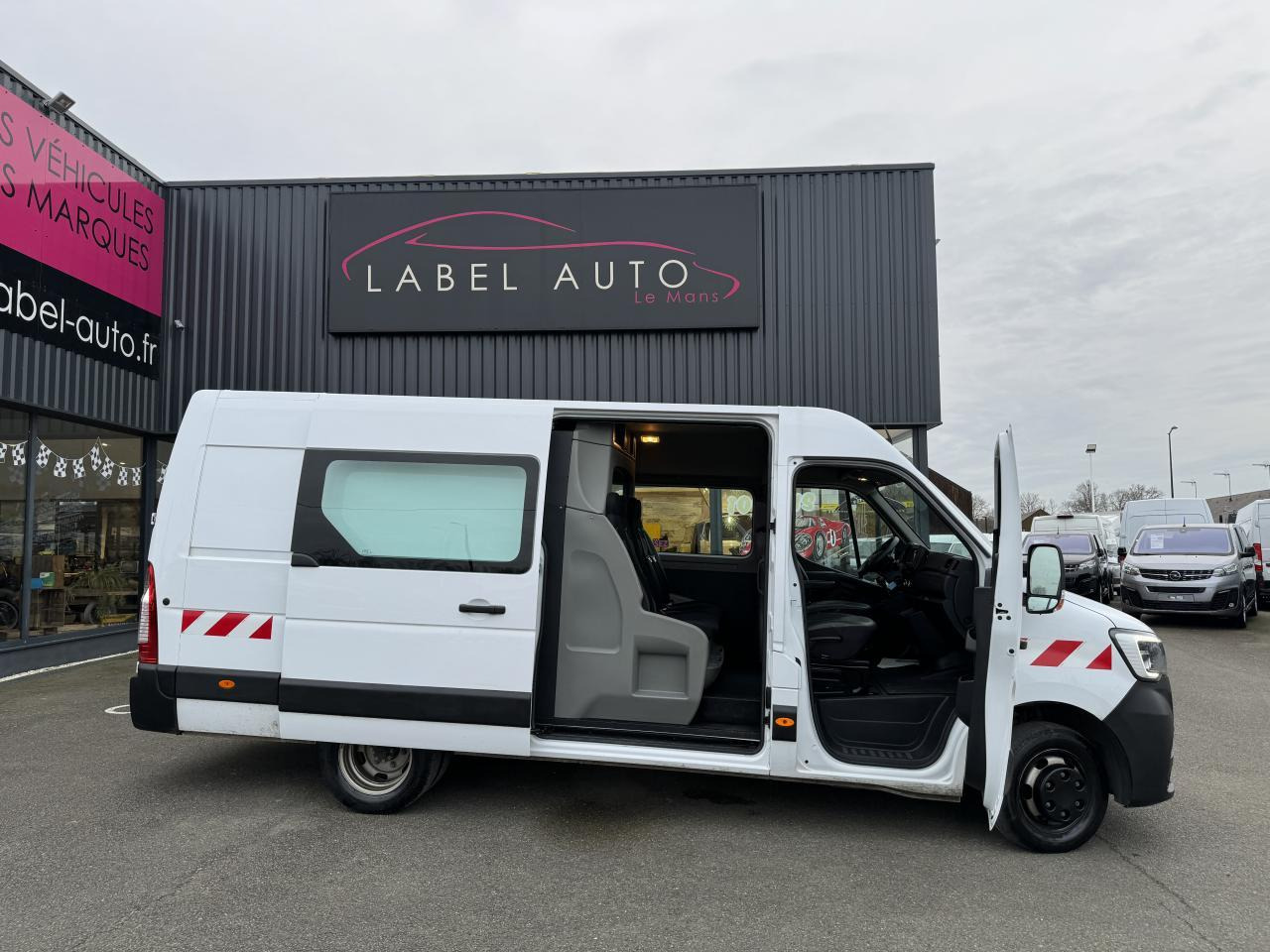 Бус с двойна кабина Renault Master F3500 L3H2 2.3 BLUE DCI 135CH CABINE APPROFONDIE 6 PLACES GRAND CONFORT: снимка 1