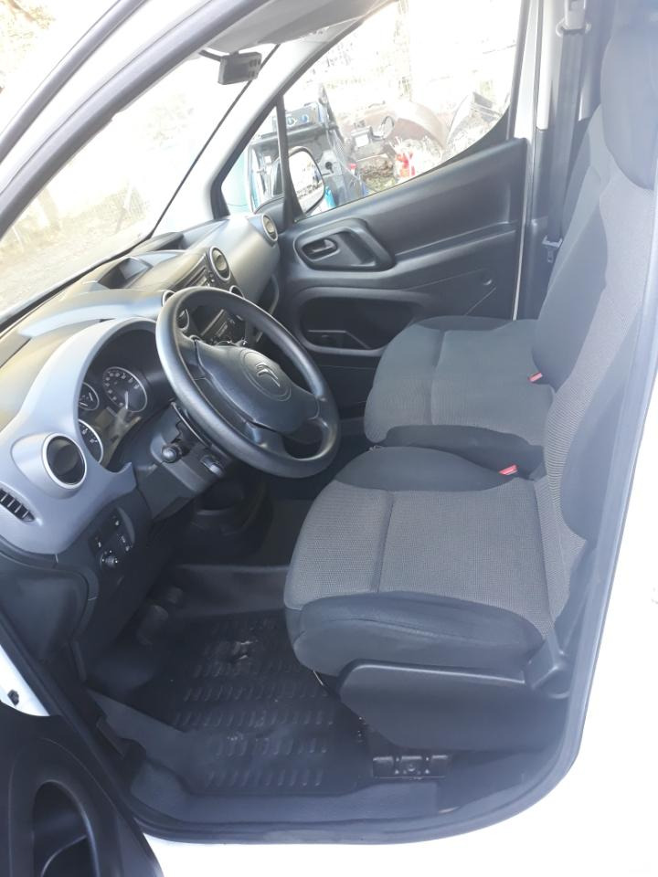 Citroën Berlingo Blue HDI 100 Frigo - Хладилен бус: снимка 2 Citroën Berlingo Blue HDI 100 Frigo - Хладилен бус: снимка 2